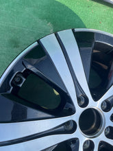 Load image into Gallery viewer, 1x Alufelge 17 Zoll 8.0" 5x112 49 5ET A2064014200 Mercedes-Benz W206 Rim Wheel FEL9456962753qt