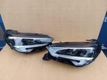 Load image into Gallery viewer, Frontscheinwerfer Opel Corsa F 9829522580 39162653 LED Rechts oder Links