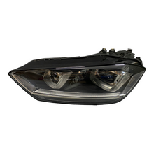 Laden Sie das Bild in den Galerie-Viewer, Frontscheinwerfer VW Sportsvan 517941751B 90056238 Xenon Links Headlight