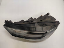 Load image into Gallery viewer, Frontscheinwerfer Audi A6 C8 4K0941033 LED Links Scheinwerfer Headlight