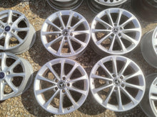 Load image into Gallery viewer, 1x Alufelge 17 Zoll 6.5" 5x112 44ET Glanz Silber A1774011300 Mercedes-Benz Cla FEL1744002314nh