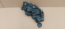 Laden Sie das Bild in den Galerie-Viewer, Frontscheinwerfer Citroën Berlingo 9816824880 Links Scheinwerfer Headlight SCH2453802831rt