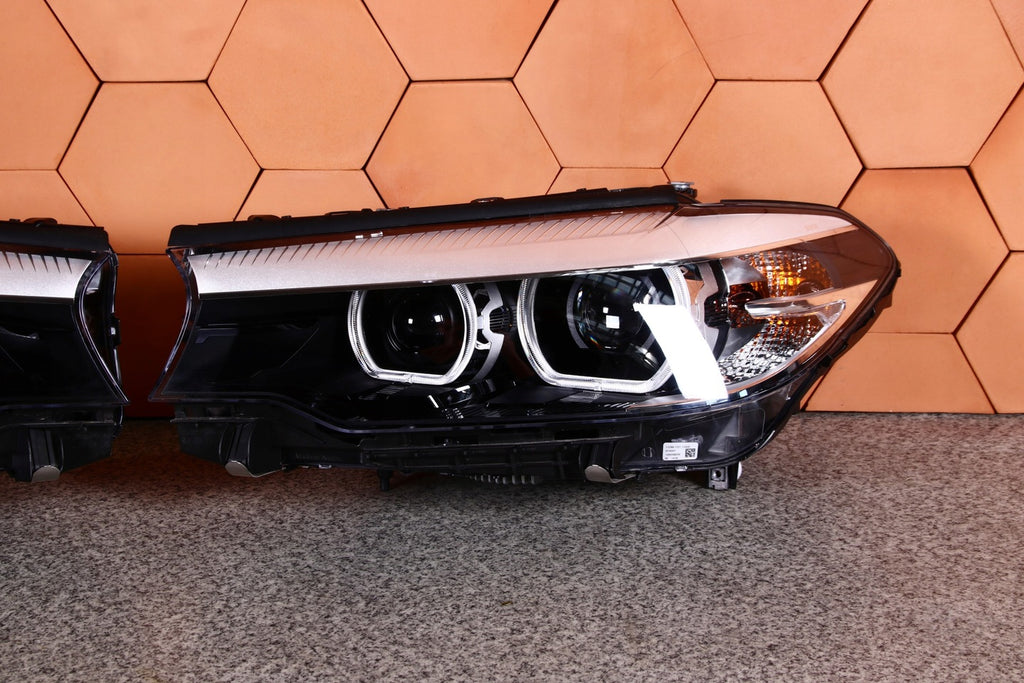 Frontscheinwerfer BMW G31 G30 8499111 8499112 Ein Stück (Rechts oder Links) SCH9762854799yu