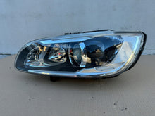 Laden Sie das Bild in den Galerie-Viewer, Frontscheinwerfer Volvo V60 I S60 31395902 Xenon Links Scheinwerfer Headlight SCH9561874509kd