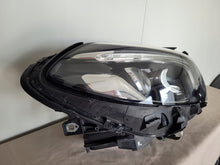 Laden Sie das Bild in den Galerie-Viewer, Frontscheinwerfer Mercedes-Benz W246 A2479067001 Rechts Scheinwerfer Headlight SCH7675997497uc
