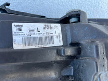 Laden Sie das Bild in den Galerie-Viewer, Frontscheinwerfer Seat Ibiza 6F1941007B Links Scheinwerfer Headlight SCH9850745567kg