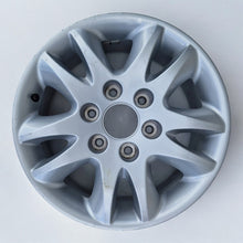 Laden Sie das Bild in den Galerie-Viewer, 1x Alufelge 17 Zoll 6.5&quot; 6x139.7 46ET 25910-4D250 Kia Carnival Ii Rim Wheel