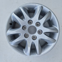 Laden Sie das Bild in den Galerie-Viewer, 1x Alufelge 17 Zoll 6.5&quot; 6x139.7 46ET 25910-4D250 Kia Carnival Ii Rim Wheel