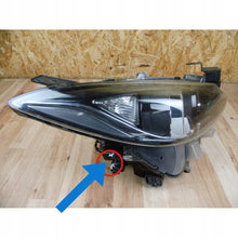 Load image into Gallery viewer, Frontscheinwerfer Mazda 3 Bm BHR151030 Rechts Scheinwerfer Headlight SCH8063617693lp