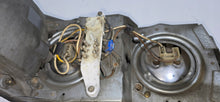 Laden Sie das Bild in den Galerie-Viewer, Frontscheinwerfer Mercedes-Benz Sl R107 Ein Satz Scheinwerfer Headlight SCH7571460315so