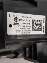 Load image into Gallery viewer, Frontscheinwerfer VW Sportsvan 90067949 Xenon Ein Stück (Rechts oder Links)