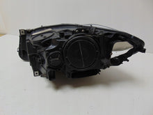 Load image into Gallery viewer, Frontscheinwerfer BMW F11 F10 7203246 7271912 Xenon Rechts Headlight SCH4654543917ov
