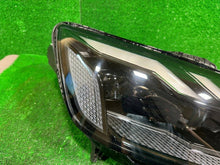 Laden Sie das Bild in den Galerie-Viewer, Frontscheinwerfer Audi 8W0941036J LED Rechts Scheinwerfer Headlight