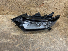 Laden Sie das Bild in den Galerie-Viewer, Frontscheinwerfer Mitsubishi Outlander III ECM921-22A10 8301C8-63 LED Links