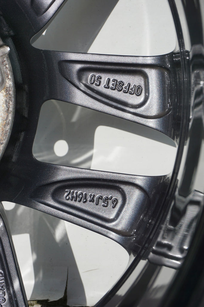 1x Alufelge 16 Zoll 6.5" 5x114.3 50ET Glanz Graphit 52910-G4200 Hyundai Mg