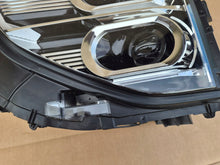 Laden Sie das Bild in den Galerie-Viewer, Frontscheinwerfer Mitsubishi Cross Full LED Ein Stück (Rechts oder Links)