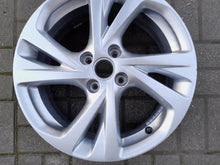 Laden Sie das Bild in den Galerie-Viewer, 1x Alufelge 17 Zoll 7.0&quot; 4x108 38ET Glanz Silber 39182182 Opel Rim Wheel