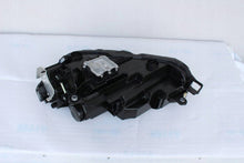 Load image into Gallery viewer, Frontscheinwerfer Skoda Superb 3P1941016 Rechts Scheinwerfer Headlight SCH2417010678qr
