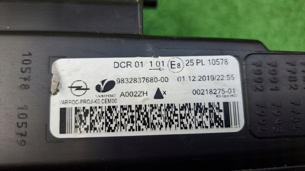 Frontscheinwerfer Opel Zafira Vivaro C 00218275-01 Xenon Links Headlight