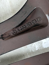 Load image into Gallery viewer, 1x Alufelge 17 Zoll 7.5&quot; 5x112 36ET A2534010600 Mercedes-Benz Glc Rim Wheel