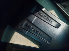 Load image into Gallery viewer, 1x Alufelge 17 Zoll 6.5&quot; 5x100 40ET Glanz Grau 658601025AA Mg Kamiq Rim Wheel