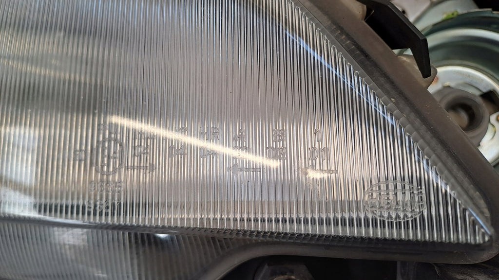 Frontscheinwerfer Mercedes-Benz W163 Links Scheinwerfer Headlight