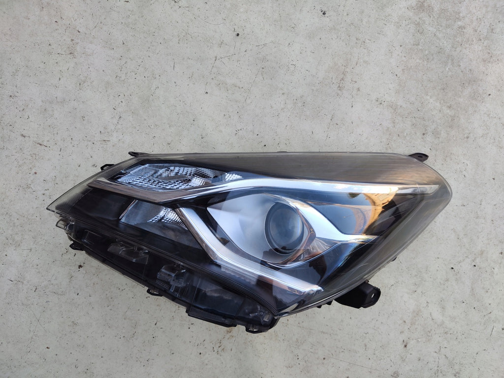 Frontscheinwerfer Toyota Yaris FPW1718 Ein Stück (Rechts oder Links) Headlight SCH2834695399ia
