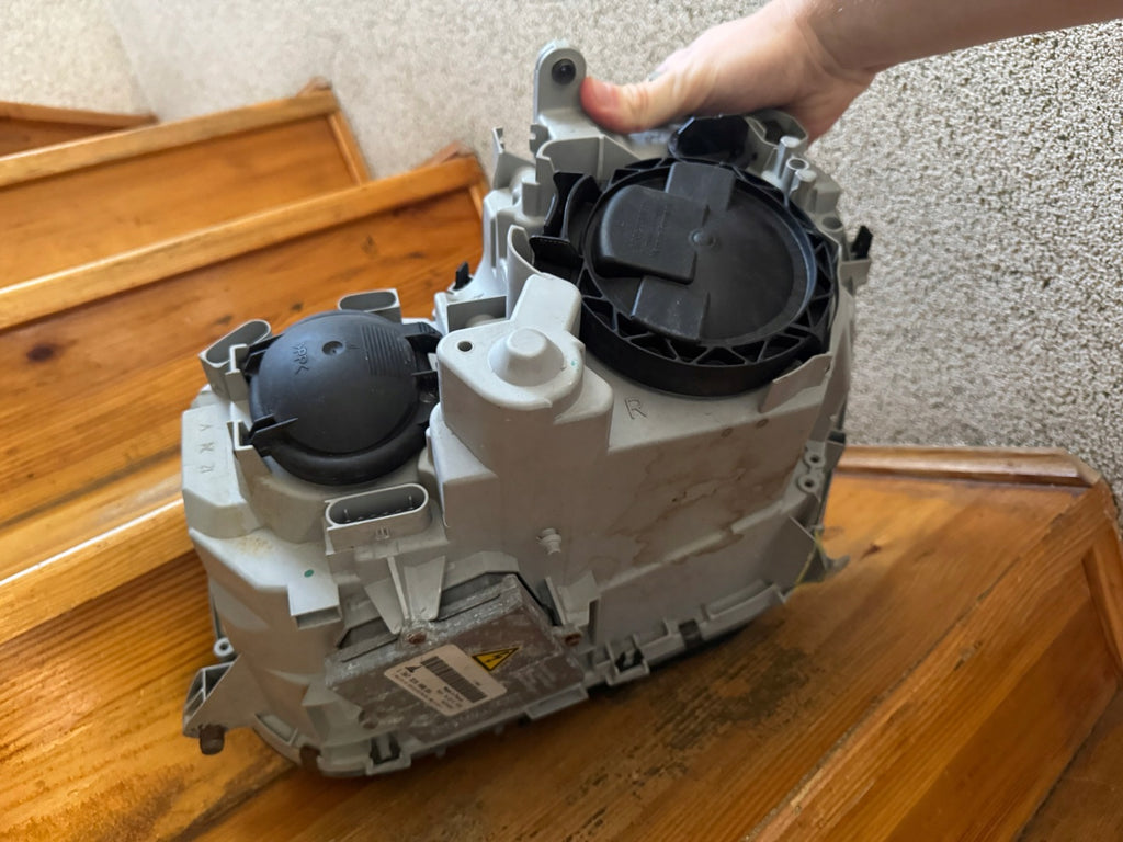 Frontscheinwerfer Mercedes-Benz W204 Ein Satz Scheinwerfer Headlight SCH3551893077om