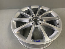 Load image into Gallery viewer, 1x Alufelge 17 Zoll 6.5" 5x112 44ET Glanz Silber A1774010300 Mercedes-Benz FEL5670248480li