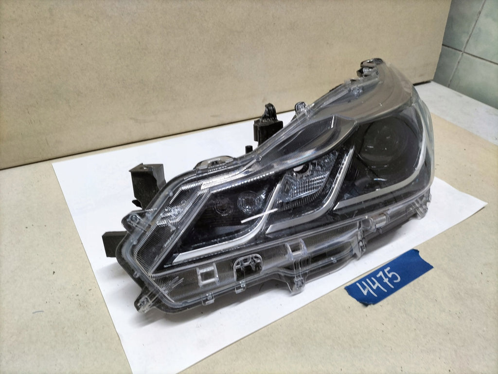 Frontscheinwerfer Toyota Corolla 81150-02T31-00 Links Scheinwerfer Headlight SCH4749441575xf