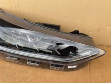 Laden Sie das Bild in den Galerie-Viewer, Frontscheinwerfer Ford Focus NX7B-13E014-CF LED Rechts Scheinwerfer Headlight SCH6722454474br