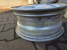 Load image into Gallery viewer, 4x Alufelge 15 Zoll 6.0" 5x114.3 50ET Glanz Silber Mazda Premacy Rim Wheel FEL8129788690ch