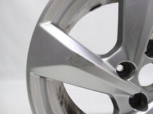 Laden Sie das Bild in den Galerie-Viewer, 1x Alufelge 18 Zoll 7.0" 5x112 43ET Glanz Silber 83A601025H Audi Q3 Rim Wheel FEL6439279543ie