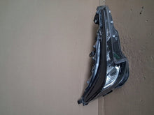 Laden Sie das Bild in den Galerie-Viewer, Frontscheinwerfer Toyota Corolla 8111002S60 LED Rechts Scheinwerfer Headlight SCH5125713573io