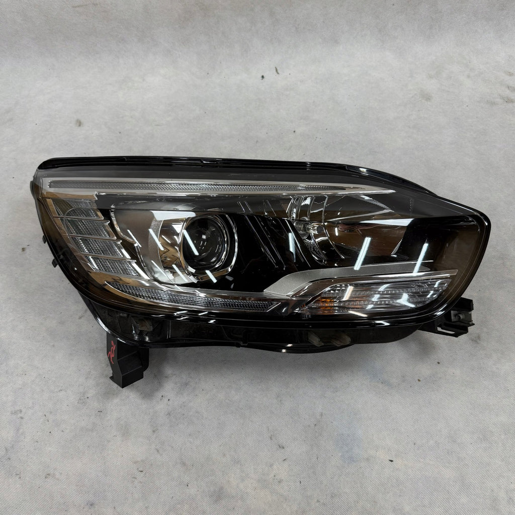 Frontscheinwerfer Renault Scenic 260101685R Rechts Scheinwerfer Headlight SCH5780328080ow