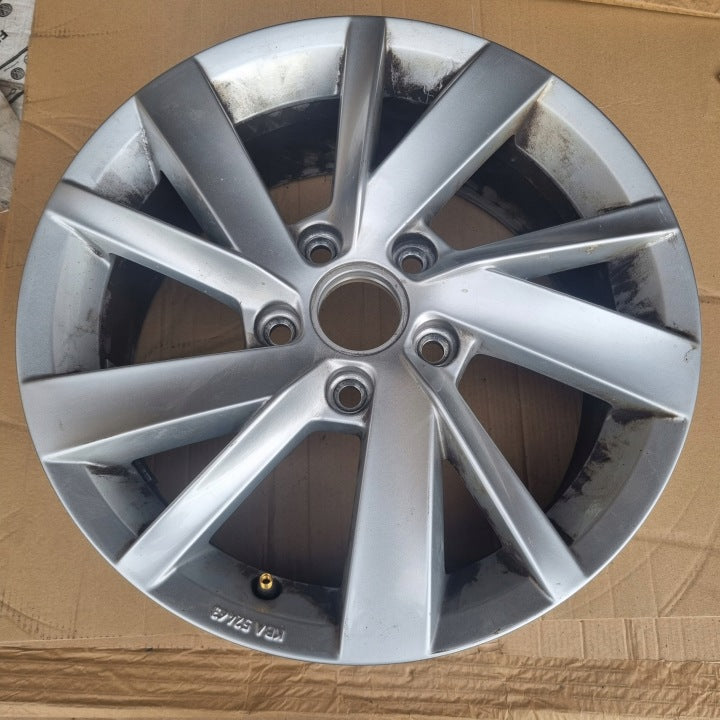 1x Alufelge 16 Zoll 6.5" 5x112 46ET Glanz Silber 5H0071496 VW Golf Viii FEL8541881065sa