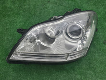 Load image into Gallery viewer, Frontscheinwerfer Mercedes-Benz W164 Xenon Links Scheinwerfer Headlight