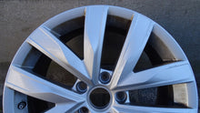 Load image into Gallery viewer, 1x Alufelge 17 Zoll 7.0" 5x112 38ET Glanz Silber 3G8601025 VW Arteon Rim Wheel FEL4719257615qx