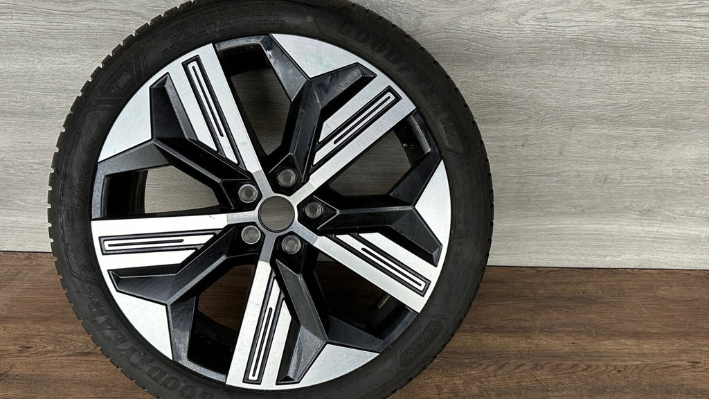 1x Alufelge 20 Zoll 7.0" 5x114.3 34ET 403008508R Renault Megane Iv Rim Wheel FEL3223495496cm