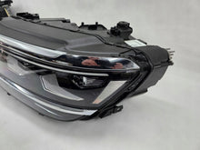 Laden Sie das Bild in den Galerie-Viewer, Frontscheinwerfer VW Tiguan 5NN941081C Links Scheinwerfer Headlight SCH8540325318zt