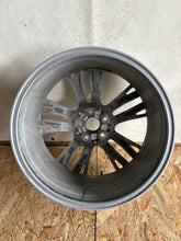 Load image into Gallery viewer, 1x Alufelge 19 Zoll 8.0" 5x112 44ET Glanz 8B3601025AS Audi Rim Wheel FEL9871908225ri