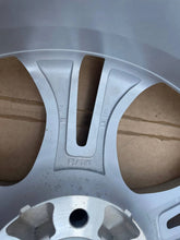 Load image into Gallery viewer, 1x Alufelge 17 Zoll 7.0" 5x108 KBA47282 Ford Focus Rim Wheel FEL4001674275sb