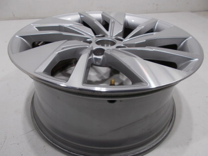 1x Alufelge 18 Zoll 8.0" 5x112 46ET Glanz 8Y0601025F Audi A3 Mg Rim Wheel FEL5930818739vs