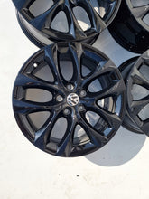 Load image into Gallery viewer, 4x Alufelge 17 Zoll 7.5" 5x112 54ET 6855088 BMW 4 Caddy V Golf VII Touran FEL8101350942ip