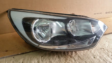 Laden Sie das Bild in den Galerie-Viewer, Frontscheinwerfer Kia Rio III 92102-1WXXX Rechts Scheinwerfer Headlight