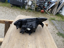 Laden Sie das Bild in den Galerie-Viewer, Frontscheinwerfer Mitsubishi L200 MN146195 Links Scheinwerfer Headlight