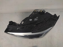 Laden Sie das Bild in den Galerie-Viewer, Frontscheinwerfer Audi Q3 Links Scheinwerfer Headlight SCH1331562518hv