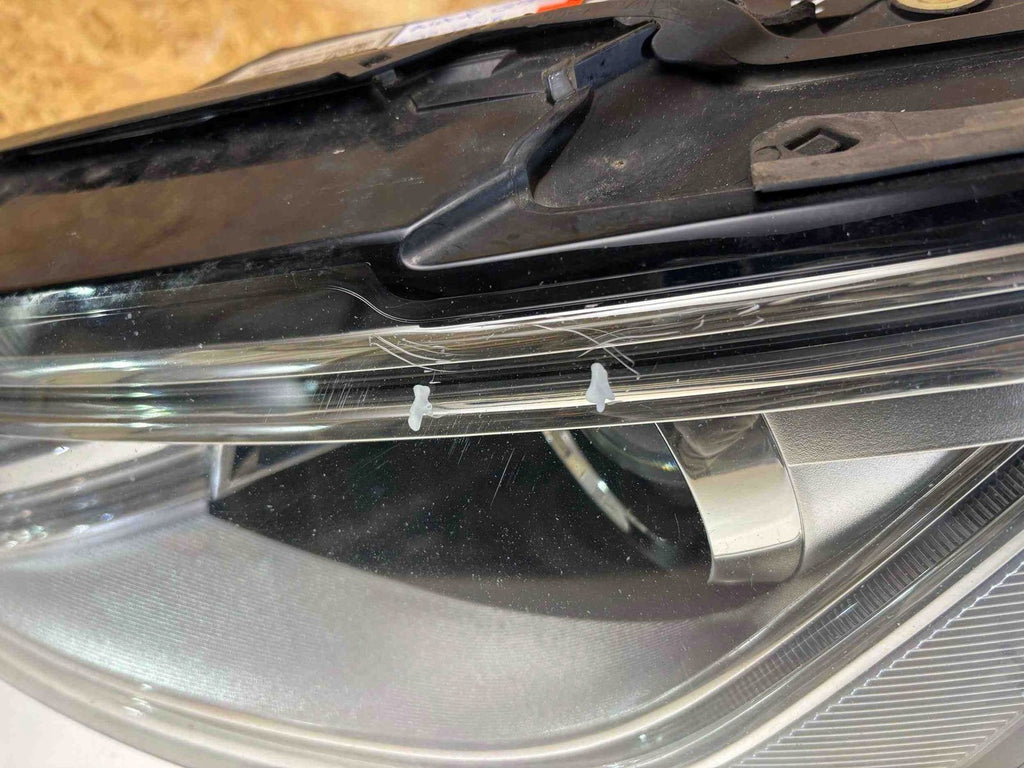 Frontscheinwerfer Audi Q5 8R0941005C Xenon Ein Stück (Rechts oder Links)