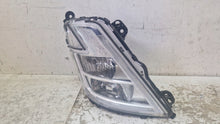 Load image into Gallery viewer, Frontscheinwerfer Volvo 23752794 LED Rechts Scheinwerfer Headlight SCH1467881460dj