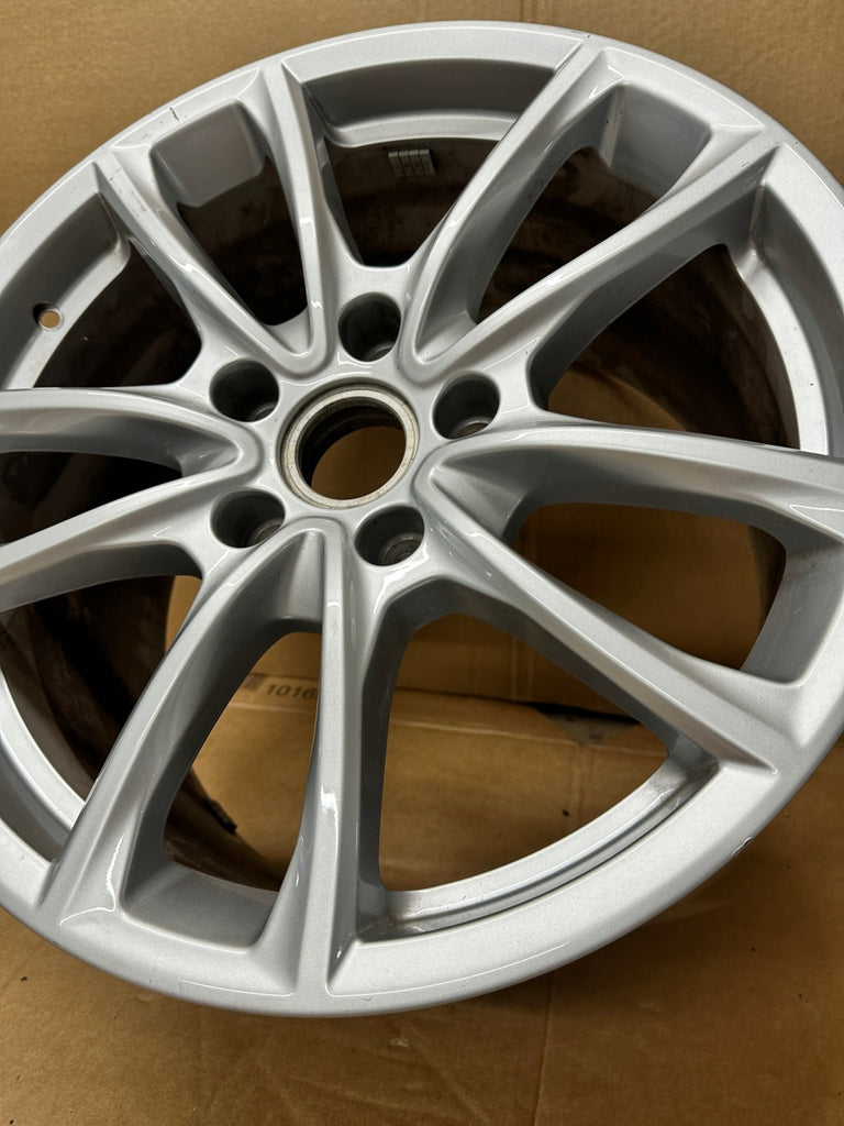 1x Alufelge 19 Zoll 10.5" 5x130 971601025G Porsche Panamera 971 Rim Wheel FEL5716416250ul